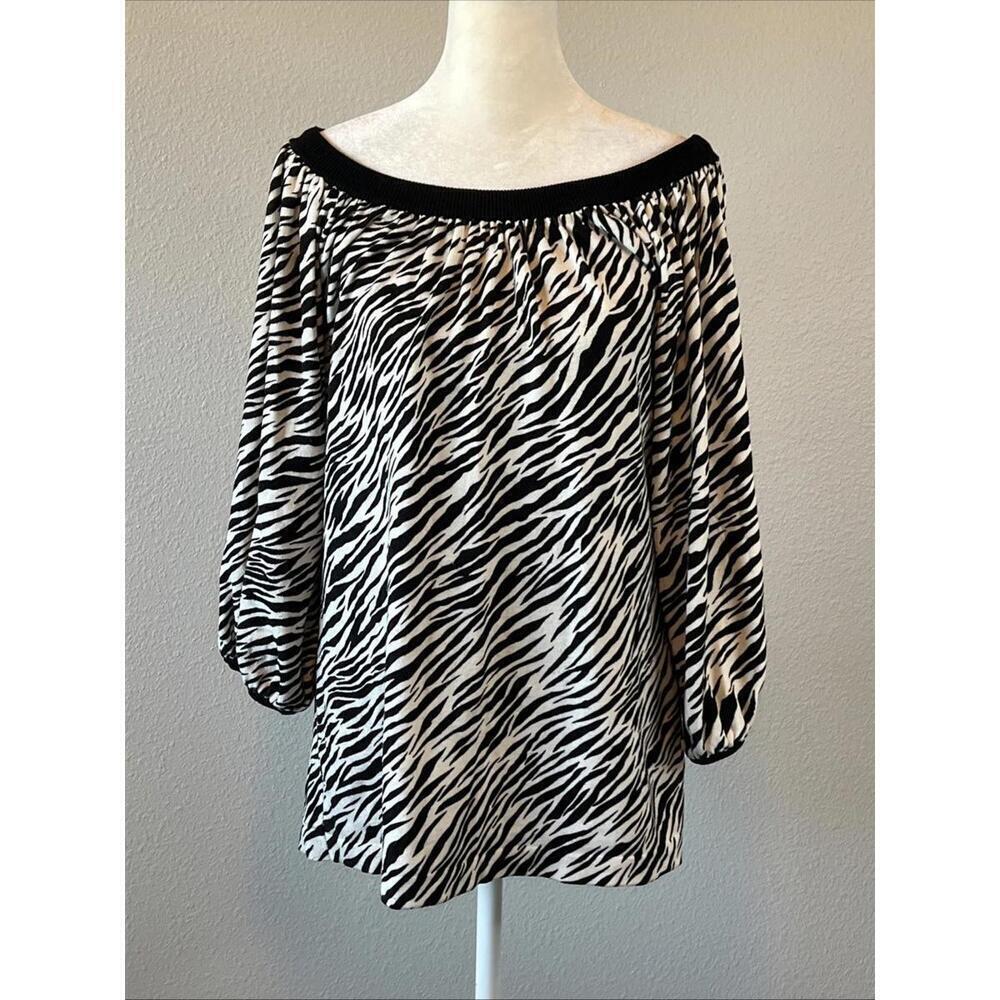 Karen Kane Off Shoulder Zebra Print Sweater Black/White Size Medium